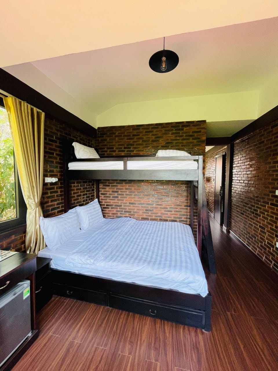 Mandarin Homestay Hue Bed and Breakfast in Laos