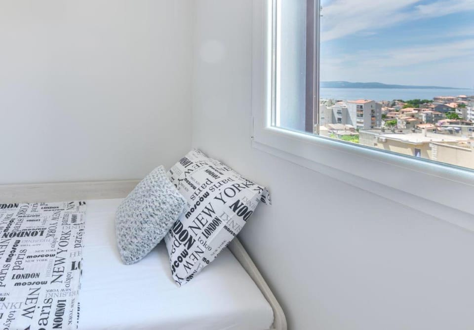 Sunset View Apartment Apartment in Makarska