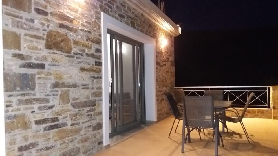 Property building, Balcony/Terrace