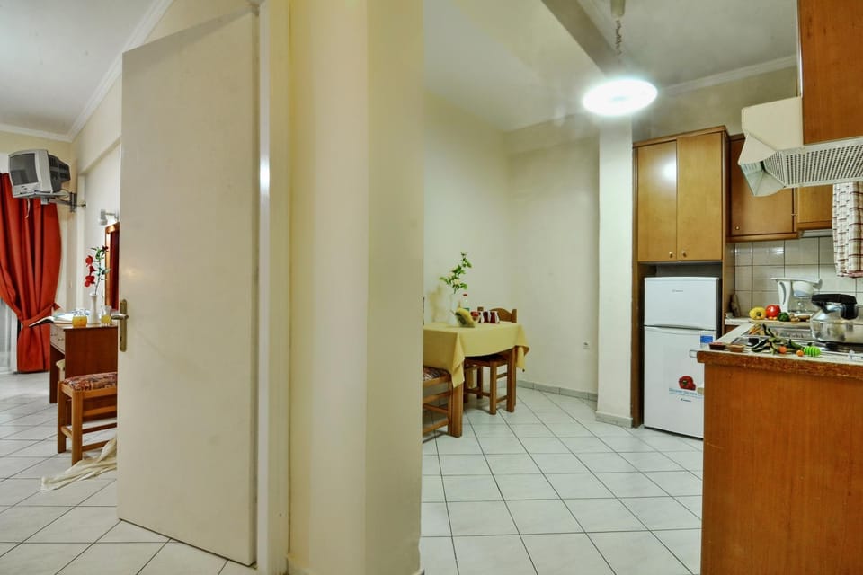 Kitchen or kitchenette, pet friendly
