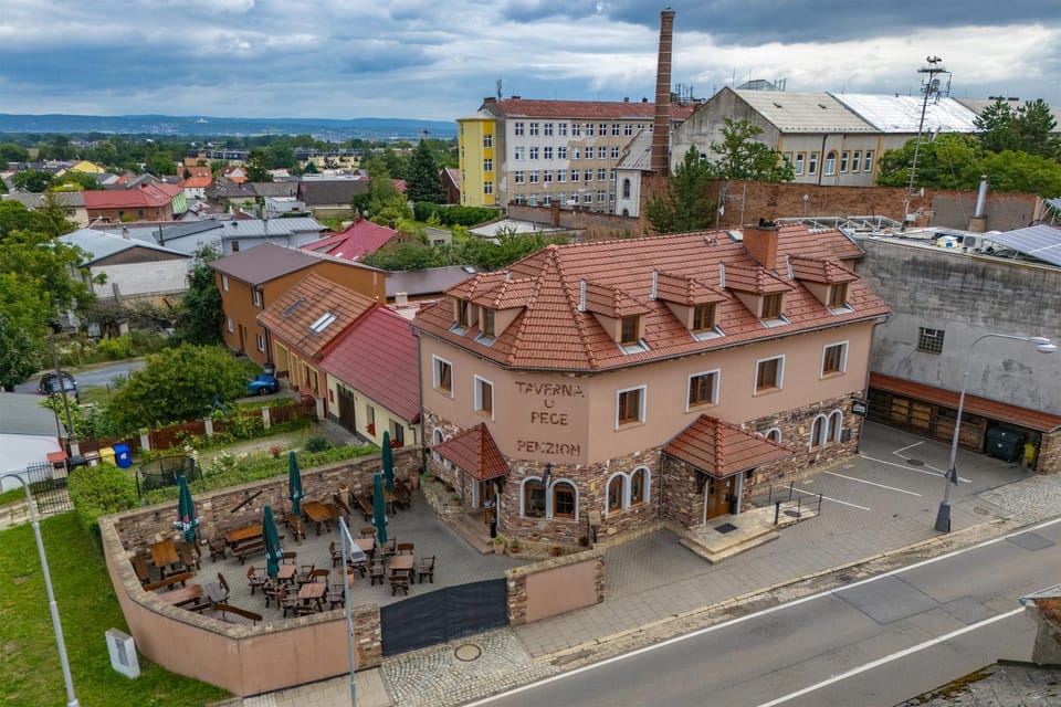 Property building, Bird's eye view, City view, Street view