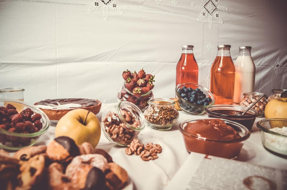 Food and drinks, Food, Breakfast, Continental breakfast, Buffet breakfast, Drinks