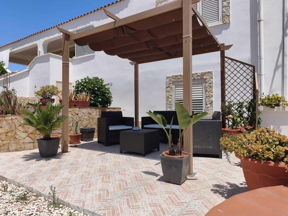 La Pergola Apartments House in Sicily