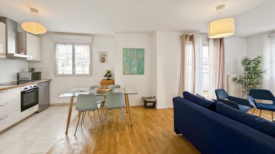 Modern Apartment Near Disneyland Paris Apartment in Île-de-France