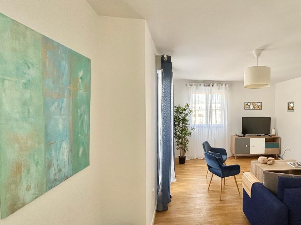 Modern Apartment Near Disneyland Paris Apartment in Île-de-France