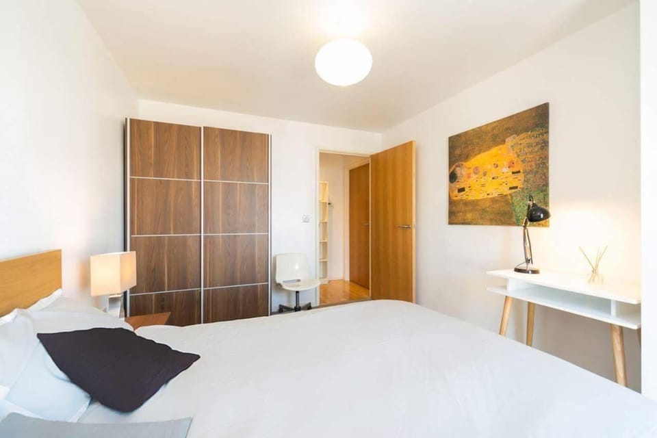 stylish one bedroom apartment close to the city of London Apartment in London Borough of Southwark