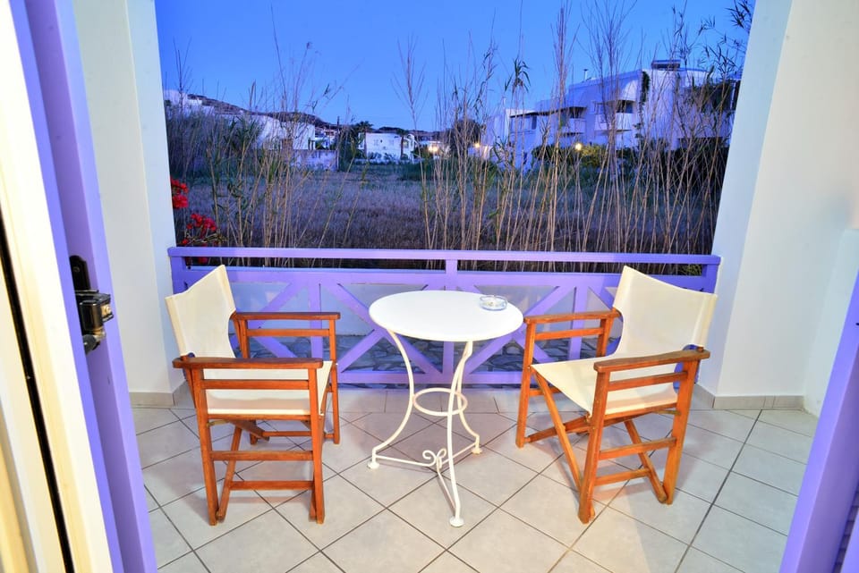 Balcony/Terrace, Garden view