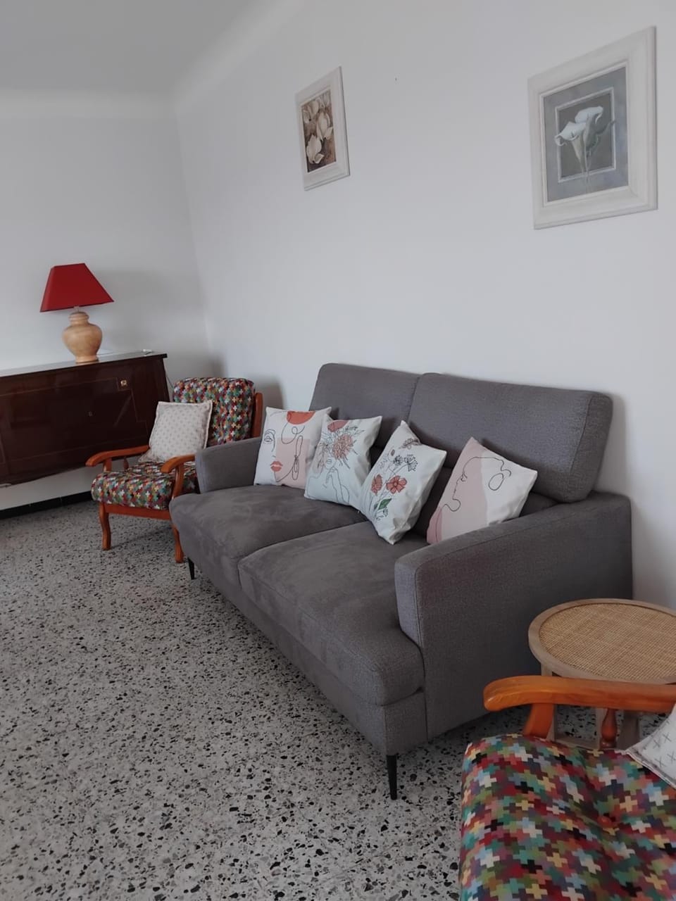 Seating area