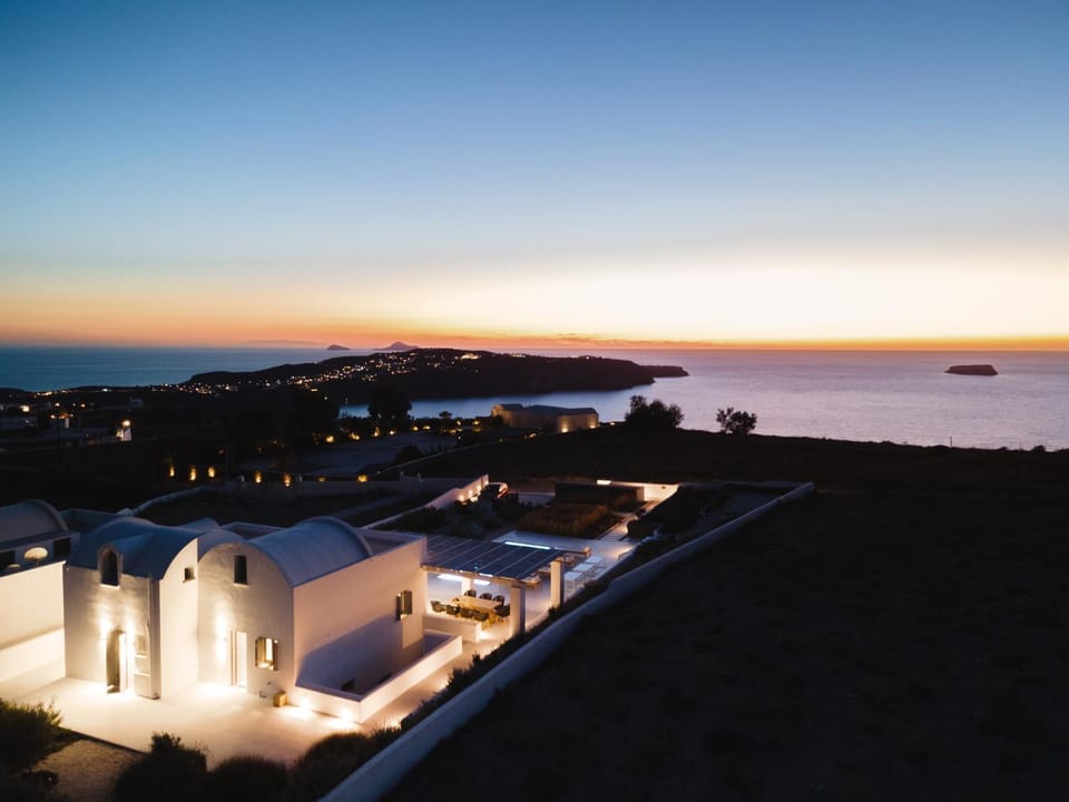 Property building, Natural landscape, Sea view, Sunset