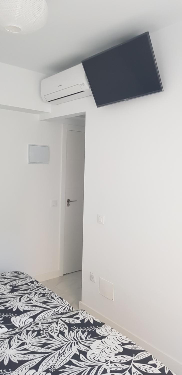 Communal lounge/ TV room, TV and multimedia, Bedroom