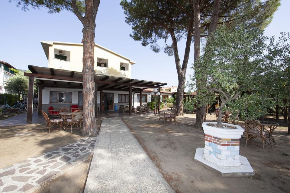 Property building, Garden