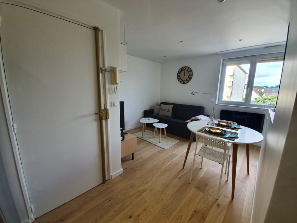 les lilas Apartment in Île-de-France
