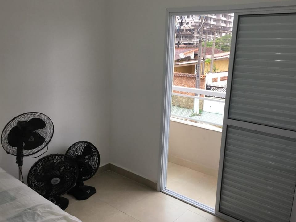 Balcony/Terrace, Bedroom, Street view