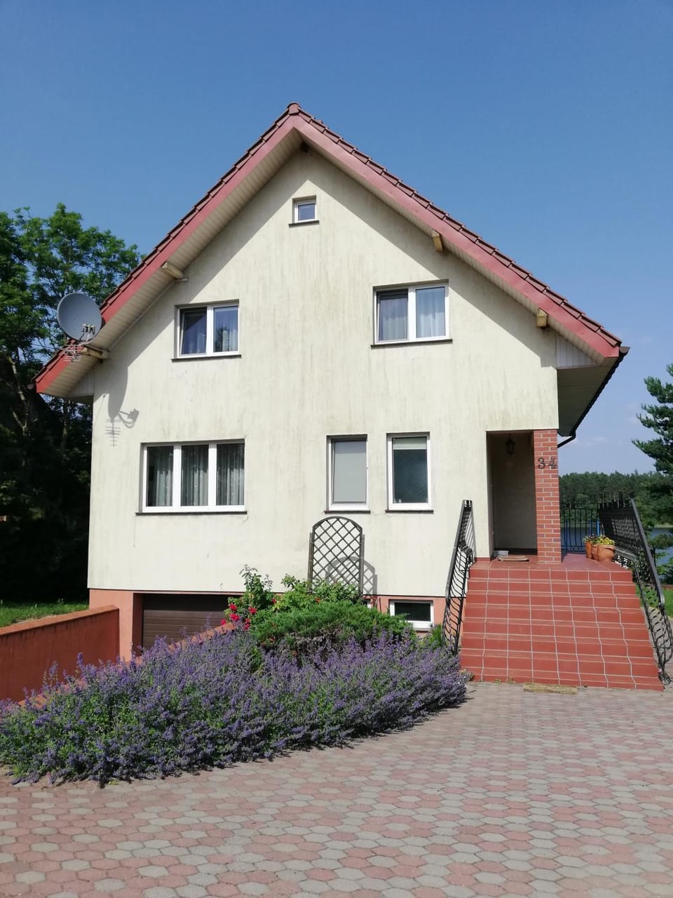 Property building, Facade/entrance