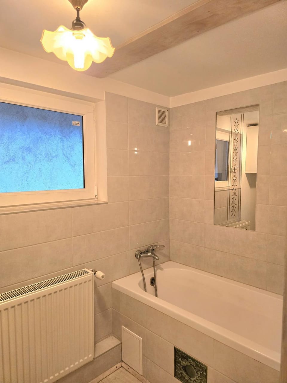 Bathroom, Bath