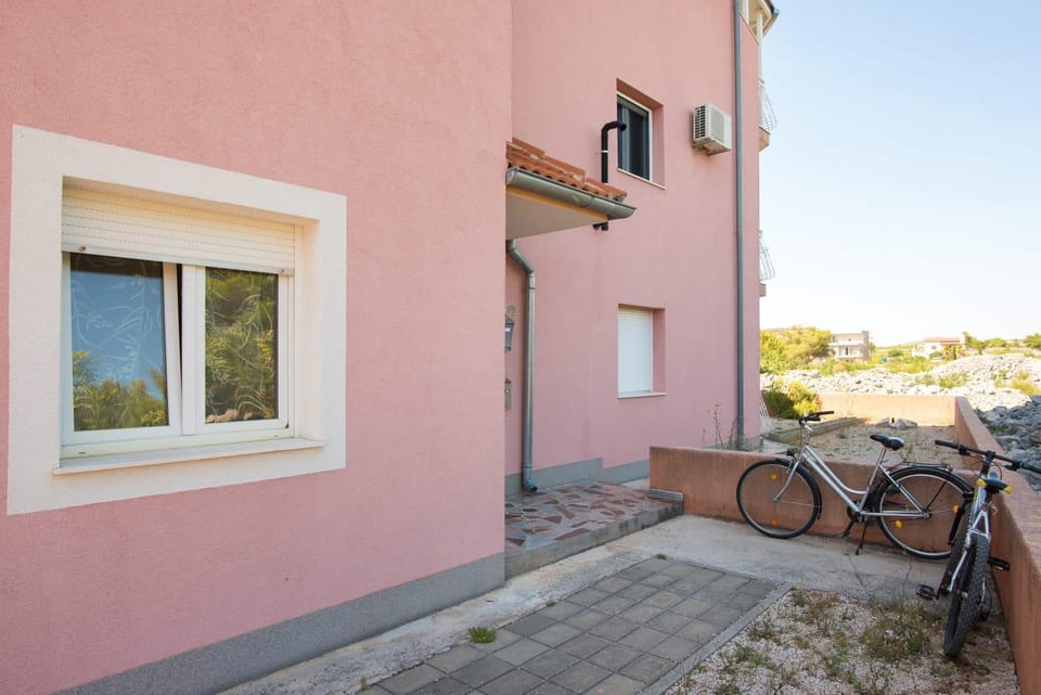 VODICE-SRIMA Apartment in Šibenik-Knin County, Croatia