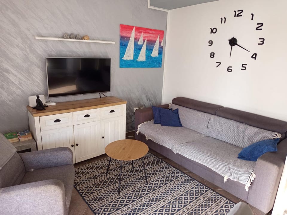 Sea View Apartment Sunrise Poljica & Blue Lagoon Rent A Boat Apartment in Šibenik-Knin County, Croatia