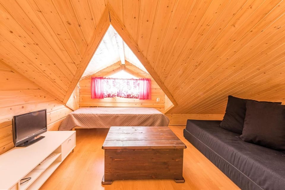 Seating area, Bedroom