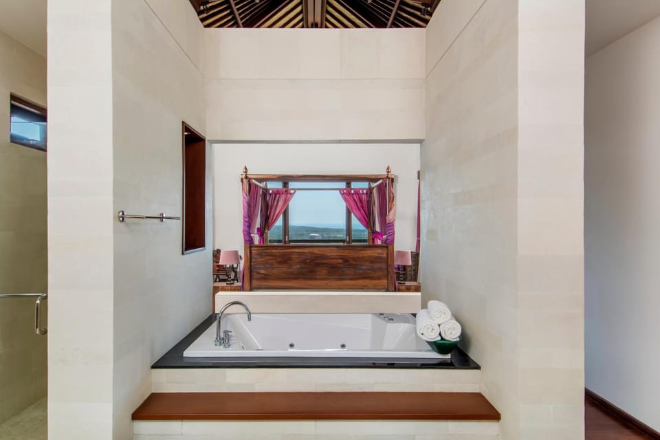 Shower, Bathroom, cot