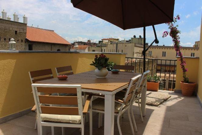 View (from property/room), Balcony/Terrace