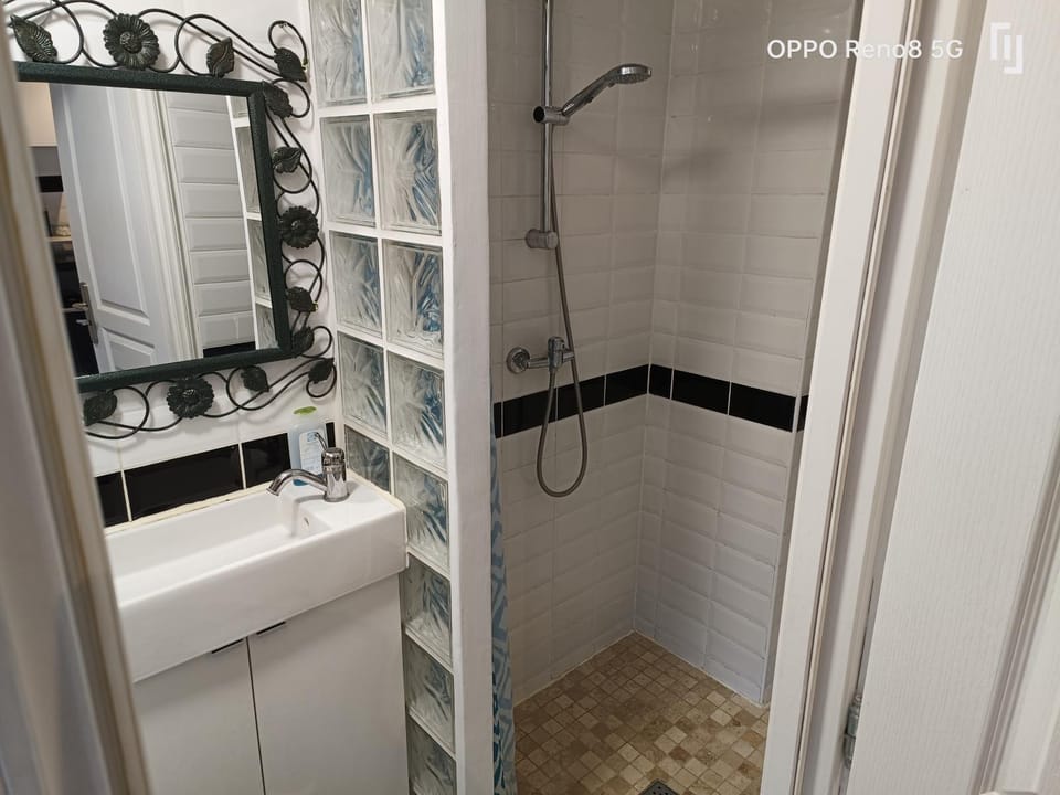 Appartement avec Terrasse Apartment in Blois