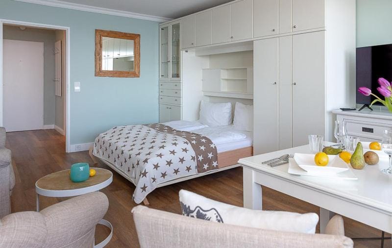 AD 6 _ Ocean View _WHG 265_ _ Apartment in Westerland