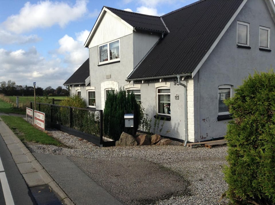 Svalegaarden Guesthouse Bed and Breakfast in Bogense