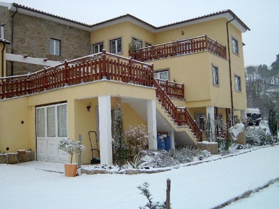 Property building, Facade/entrance, Off site