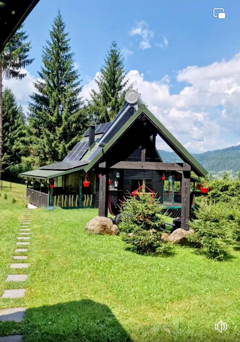 Schwarz Kabin Chalet in Romania