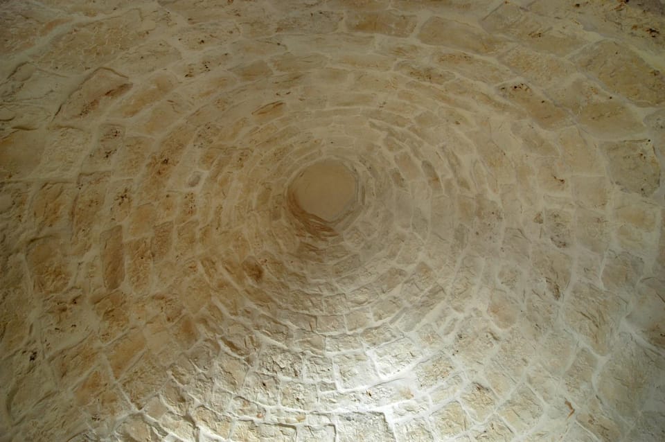 Day, Decorative detail