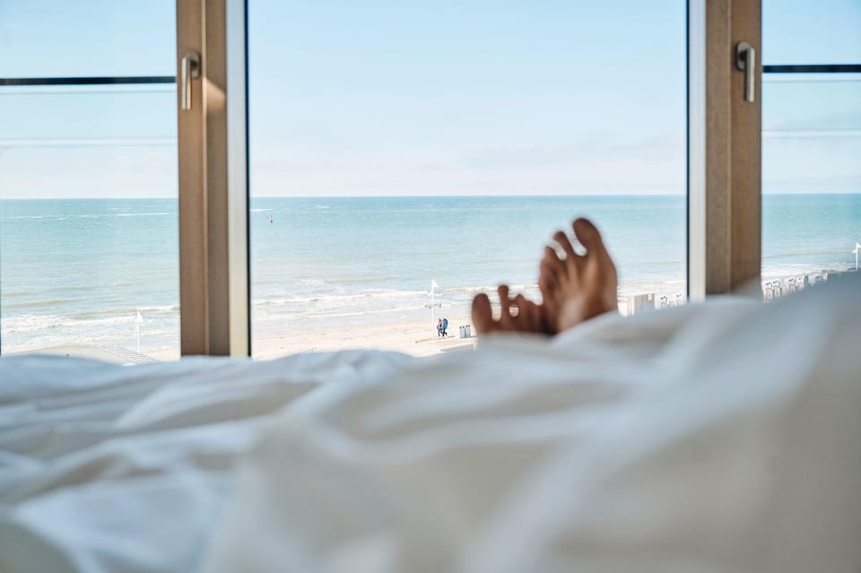 Photo of the whole room, Beach, Sea view, pet friendly