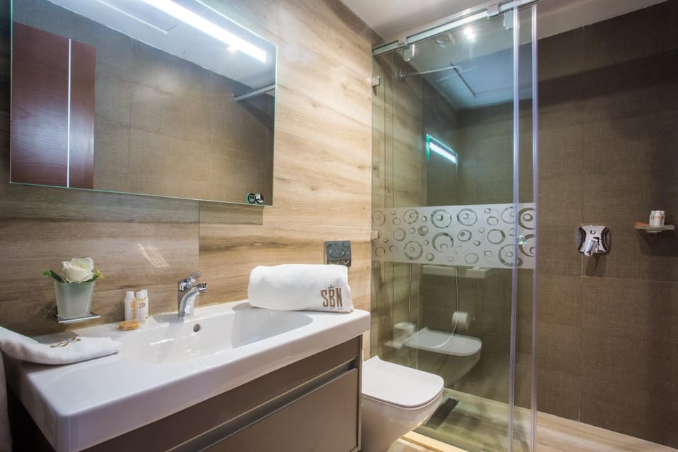 Shower, Bathroom