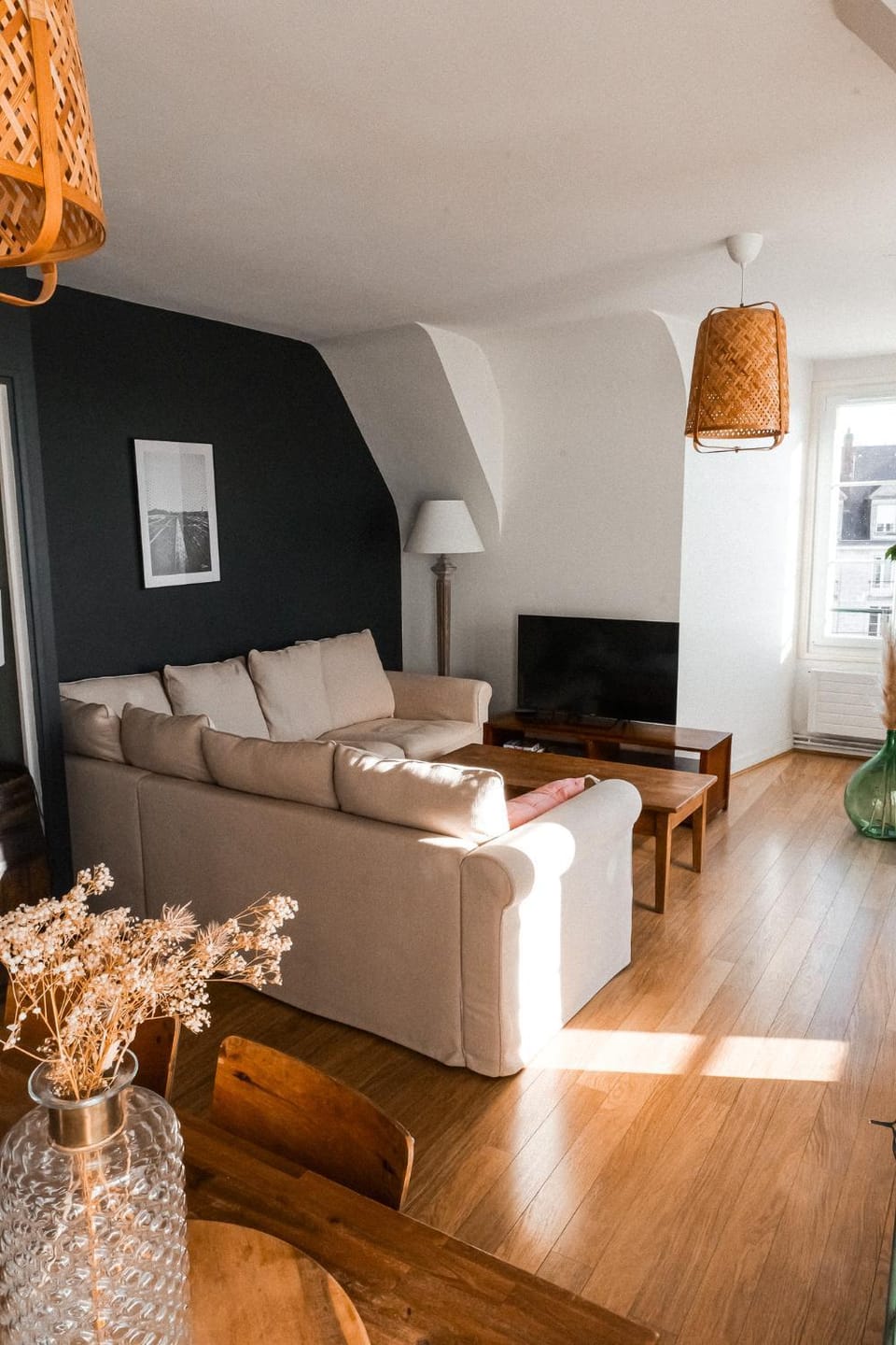 Communal lounge/ TV room, Living room