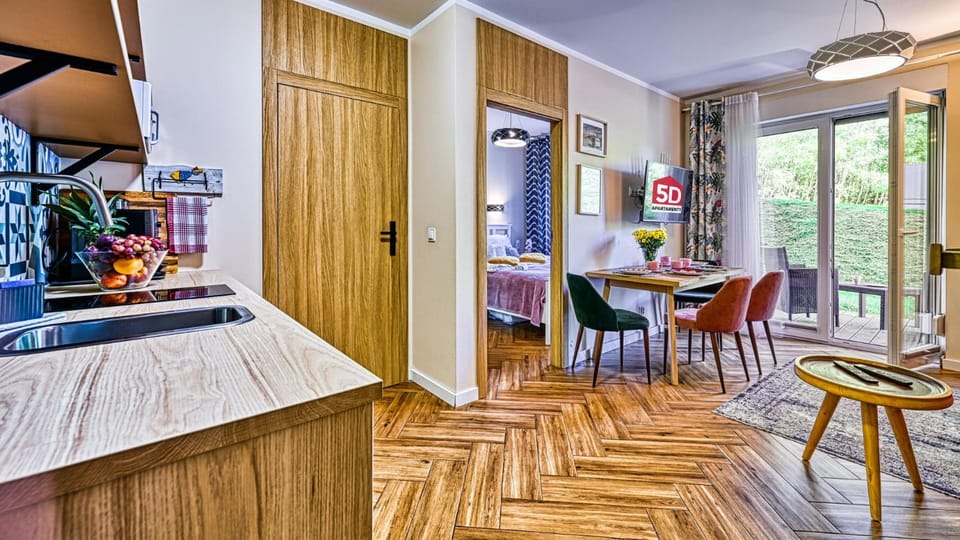 Apartament Podróżniczy z prywatną Sauną blisko Elementsa - 5D Apartments Apartment in Lower Silesian Voivodeship