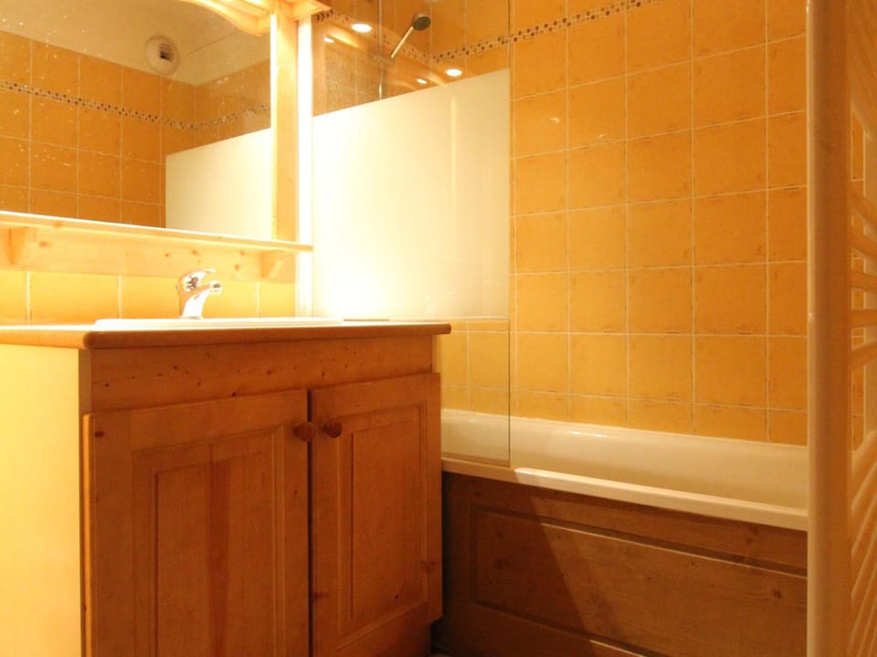 Appartement spacieux pour 6 avec balcon et parking Apartment in Auvergne-Rhône-Alpes