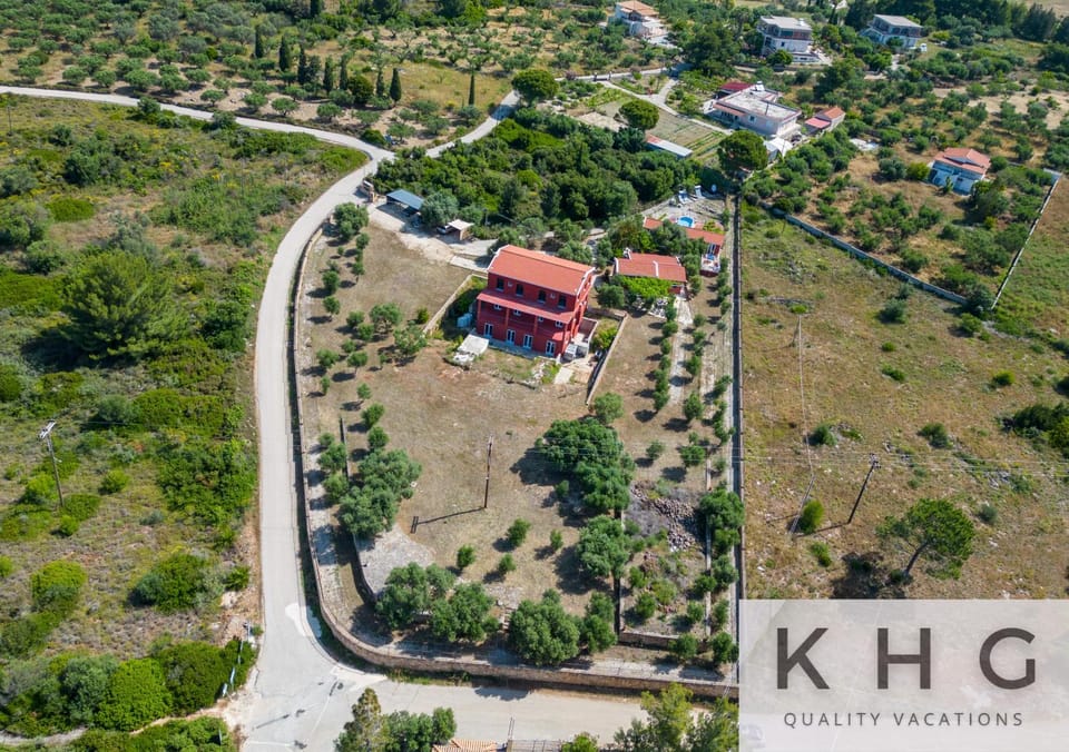 Property building, Neighbourhood, Natural landscape, Bird's eye view, Location
