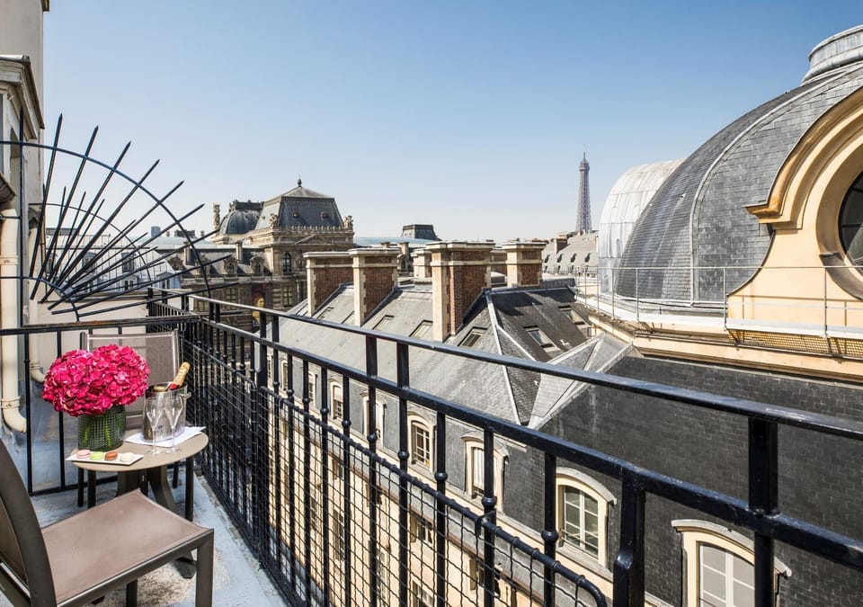 Balcony/Terrace, City view, Street view
