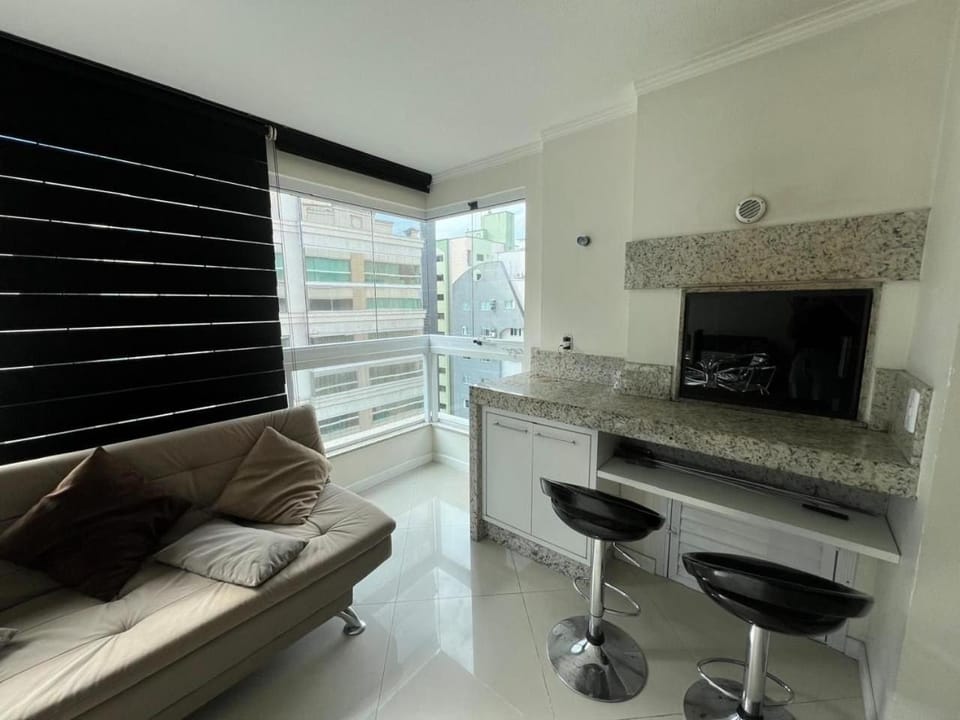 Meia Praia com estilo! 3 suítes, churrasqueira e garagem Apartment in Porto Belo