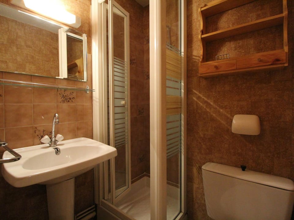 Appartement pour 4 à Val Cenis Lanslevillard, proche caravaneige et remontées mécaniques - FR-1-508-209 Apartment in Auvergne-Rhône-Alpes