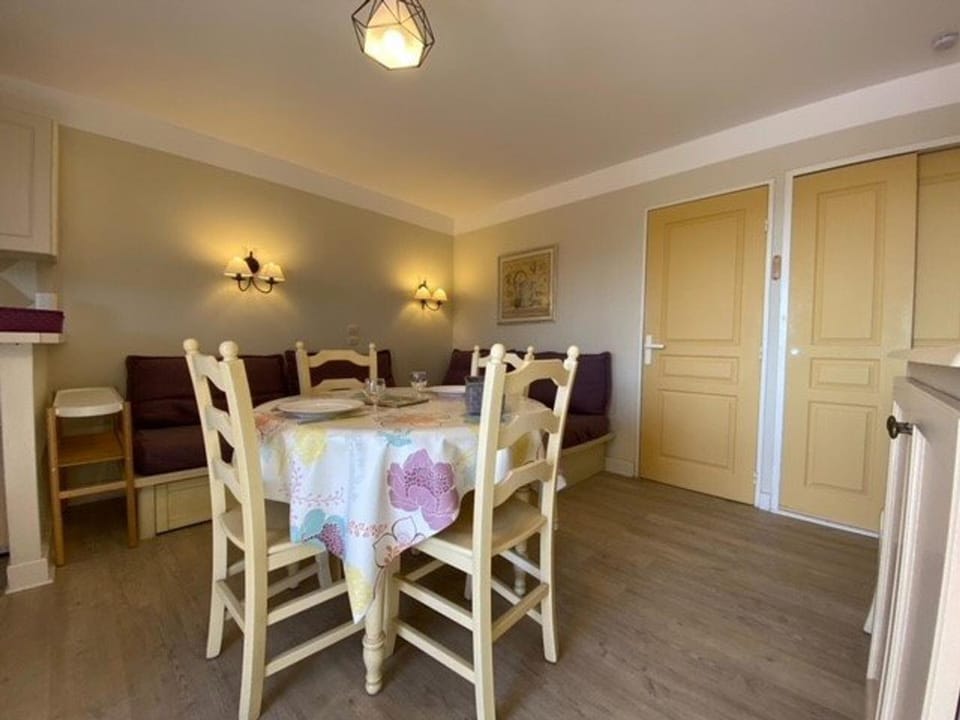 T3 cabine aux Issambres, piscine et parking inclus - FR-1-226-419 Cabin in Sainte-Maxime