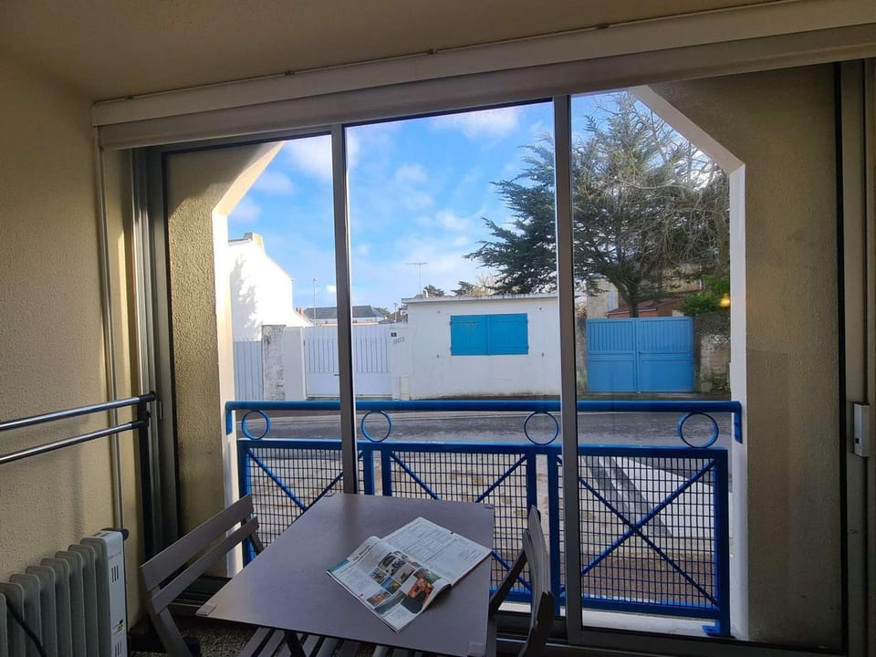 Appartement 2 pièces 100m de la mer, 4 couchages, loggia, garage privé, Saint-Jean-de-Monts - FR-1-224C-79 Apartment in Saint-Jean-de-Monts