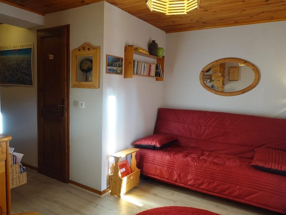 Appartement cosy pour 4-5 personnes, centre village, proche pistes, ascenseur, bien équipé - FR-1-342-163 Apartment in Haute-Savoie