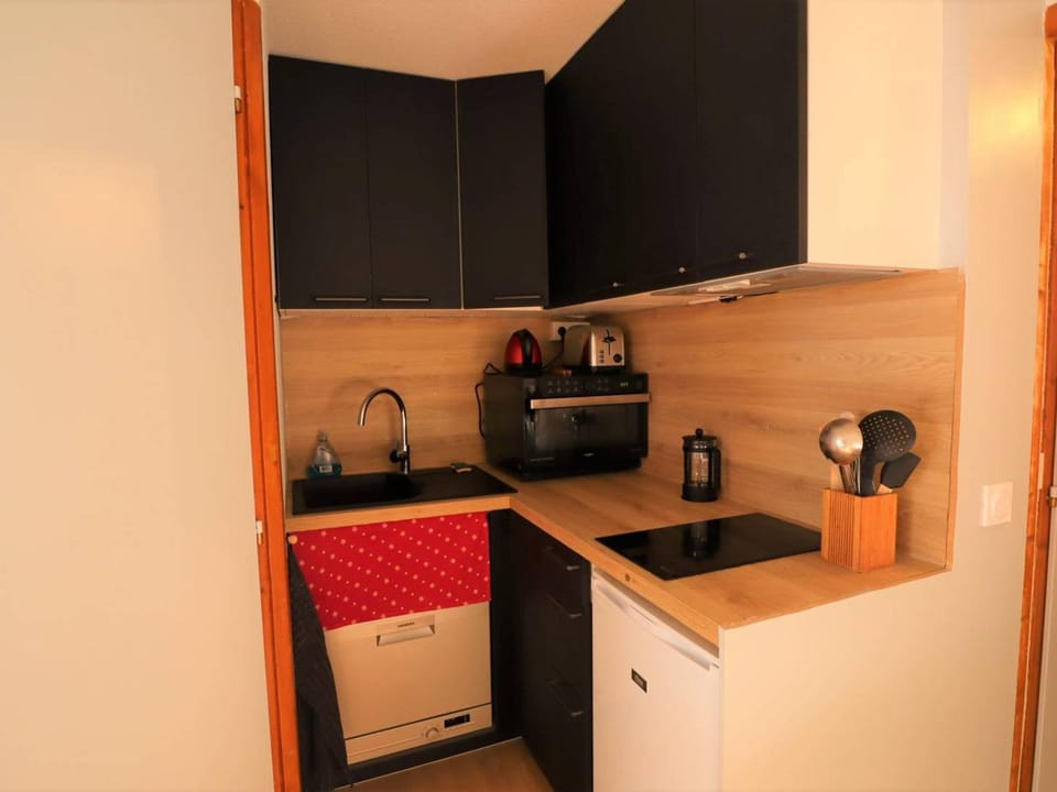 Appartement rénové au cœur d'Arêches-Beaufort, proche pistes, balcon plein sud, piscine, pour 4 pers. - FR-1-342-167 Apartment in Haute-Savoie
