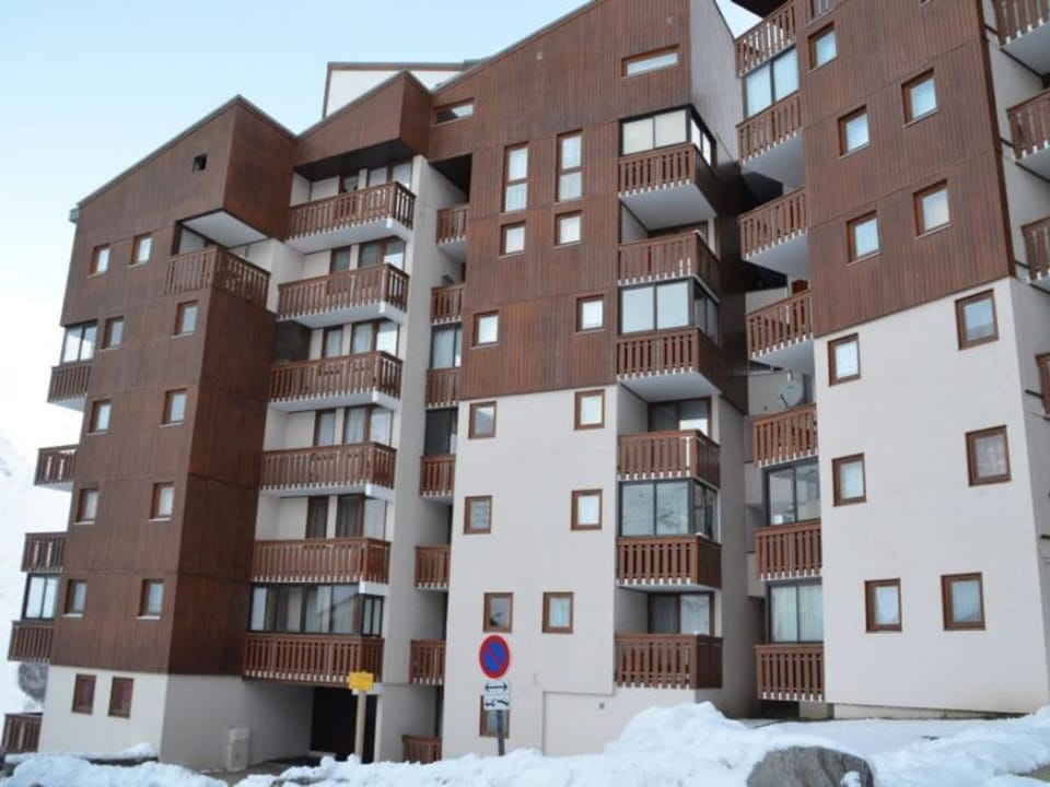 Charmant appartement pour 5, ski aux pieds, bien équipé, proche commerces et piscine à Les Bruyères - FR-1-452-237 Apartment in Les Allues