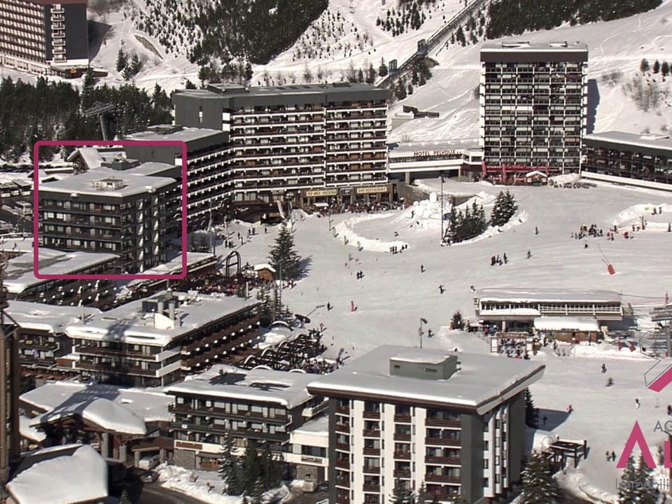 Appartement avec balcon, aux pieds des pistes, 5 pers - La Croisette, Les Ménuires - FR-1-452-250 Apartment in Les Allues