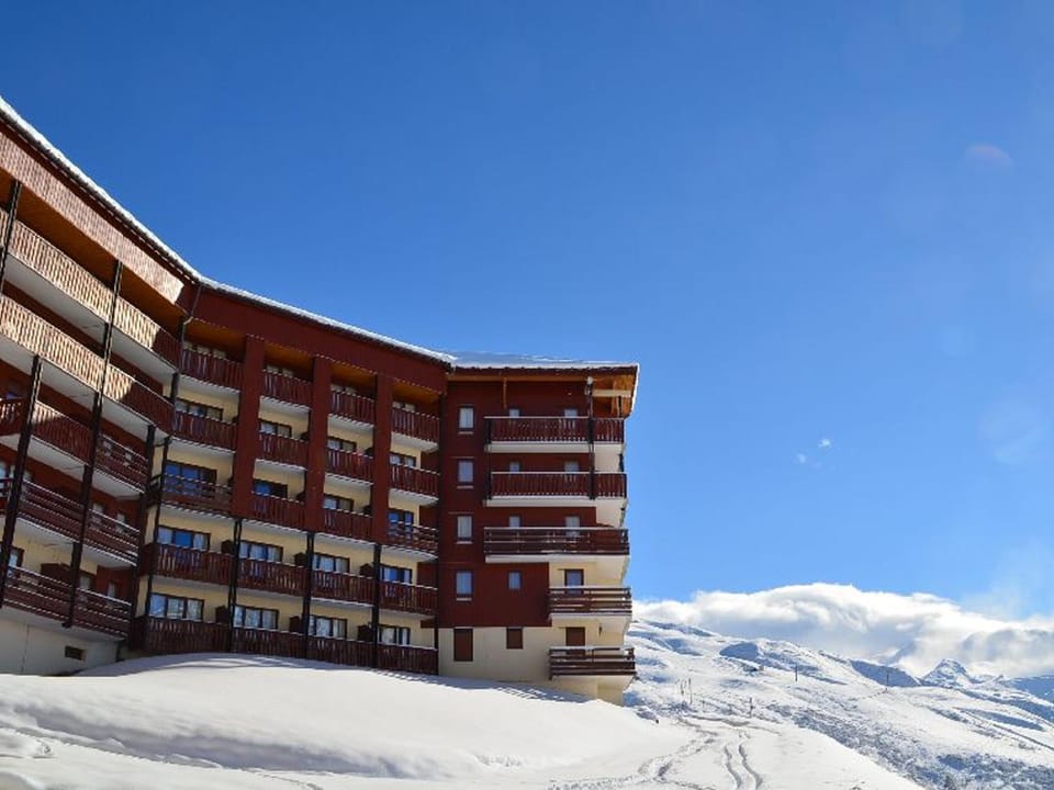 Appartement 2 pièces cabine pour 5 pers, skis aux pieds, balcon sud-ouest, Reberty 2000 - FR-1-452-252 Cabin in Les Allues