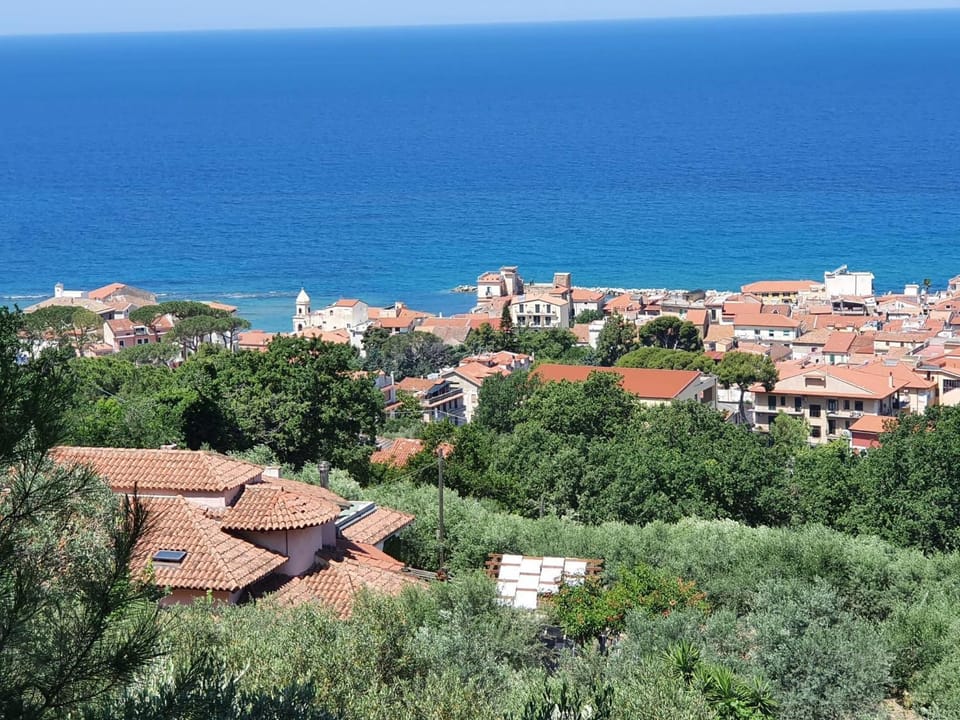 Day, Natural landscape, City view, Sea view