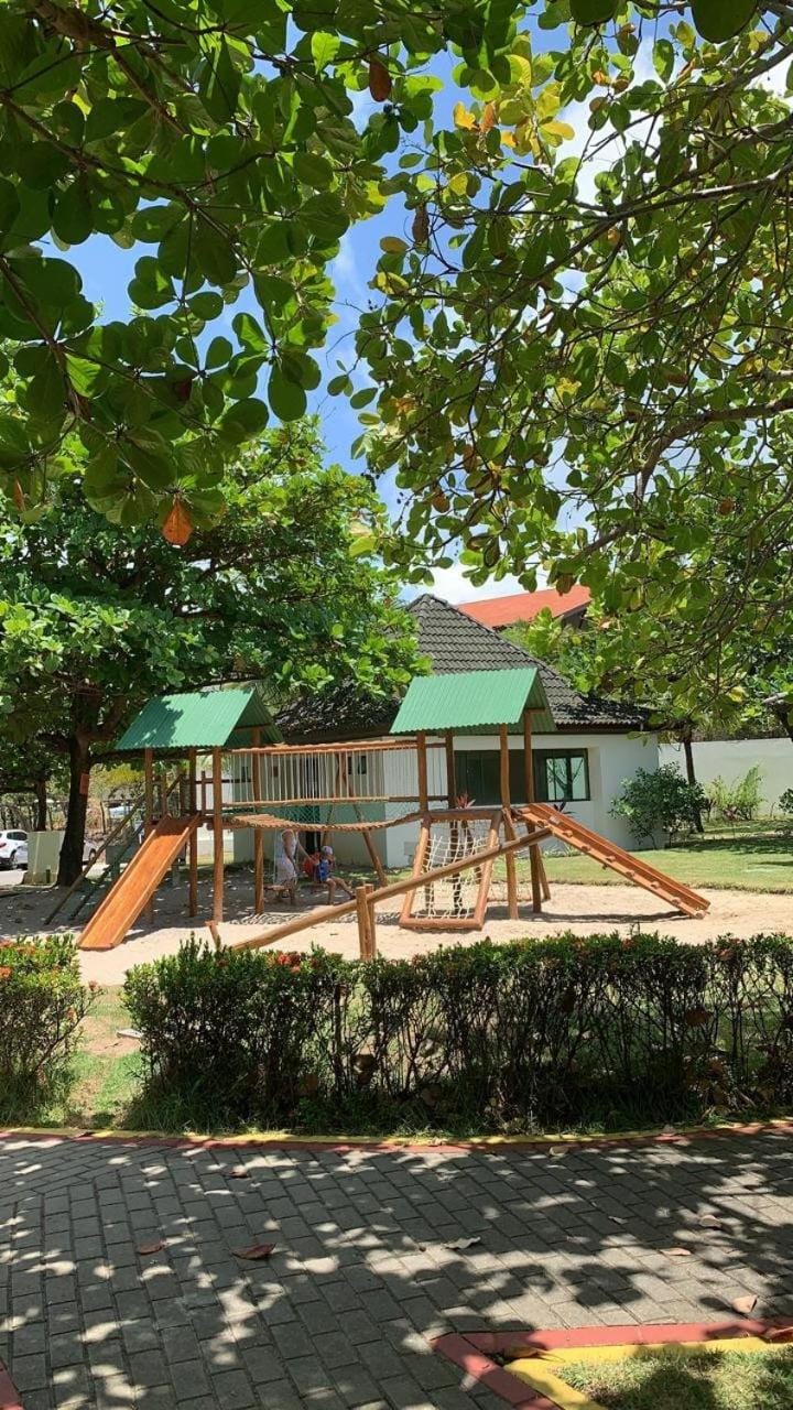 Flat beach class muro alto Apartment in State of Pernambuco, Brazil