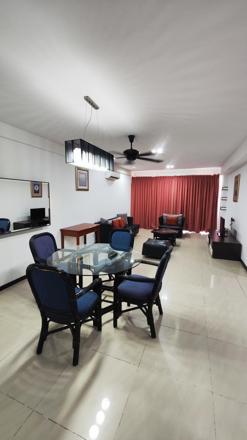 TV and multimedia, Living room, Dining area, internet, air conditioner
