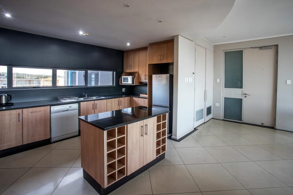Stay at The Point - Magnificent Magical Marvel Apartment in Durban